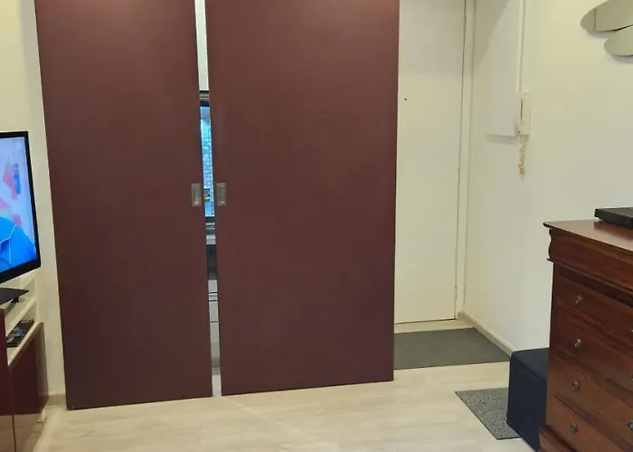 Studio 22M2 A Ivry/Seine-A 200 Metres De Paris. Proche Metro 7