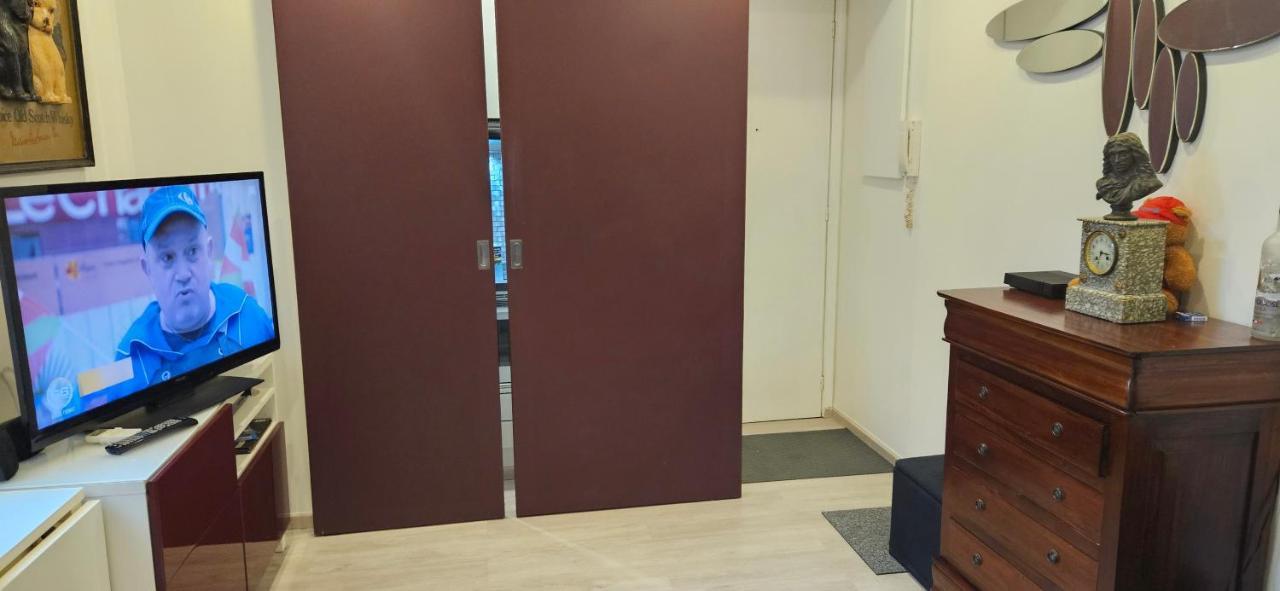 22m2 A Ivry/seine-a 200 Metres De Paris. Proche Metro 7 Ivry-sur-Seine